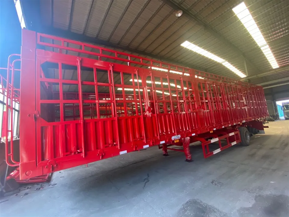 Troosona poluprikolica Prikolica s tri osovinom