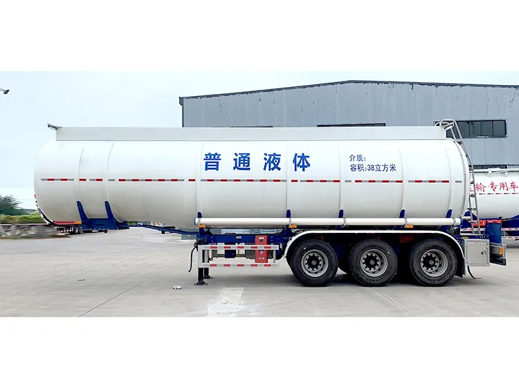 Poluprikolica za transport tečnog prevoza